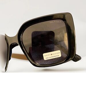 Tommy Hilfiger Glossy Black Sunglasses
